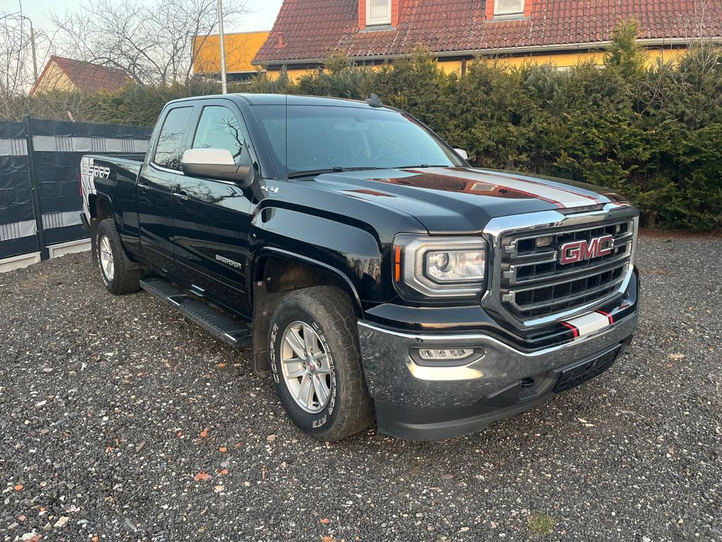 GMC Sierra