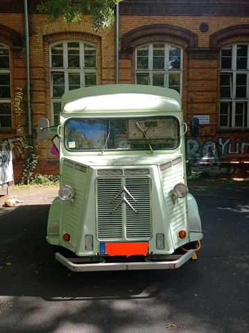 Citroën Oldtimer Foodtruck Citroen HY