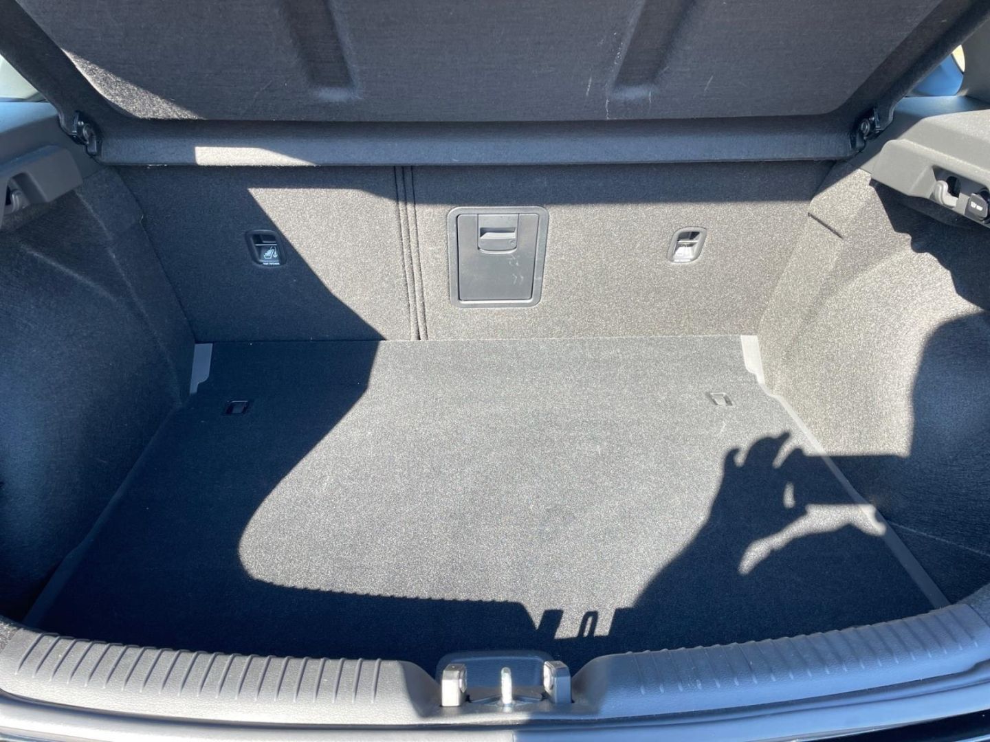 Fahrzeugabbildung Hyundai i30 1.5T (48V Mild-Hybrid) Trend Navigations-Pak