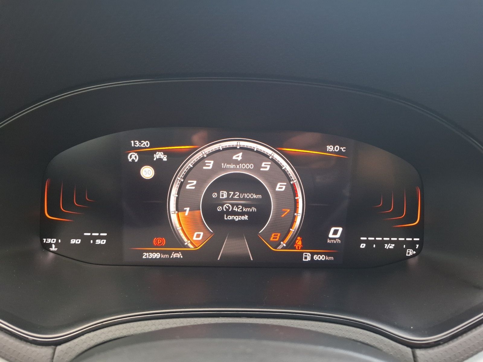 Fahrzeugabbildung SEAT Ibiza TSI Style LED Navi VC ACC RFK SH LM