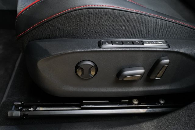 Volkswagen ID.7 Tourer GTX 4Motion AHK Pano Memory WäPump