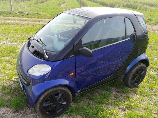 Smart  Kleinwagen Smart fourtwo true blue Coupe