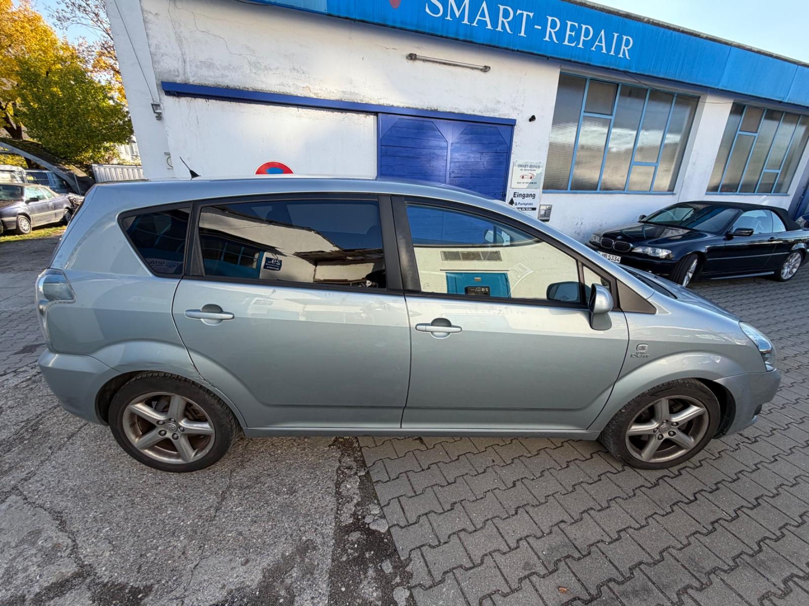 Toyota Corolla Verso 2009 — photo 12