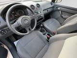 Volkswagen Caddy 1.2 TSI Kombi (TÜV Neu- 7 Sitze- Klima) - Volkswagen Caddy mit Benzin-Antrieb: Kombi, 7sitzer