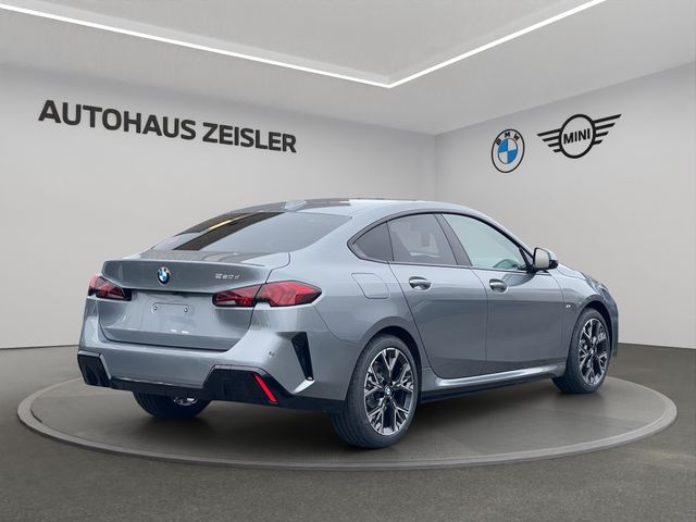 Foto Nummer 2: BMW 220d