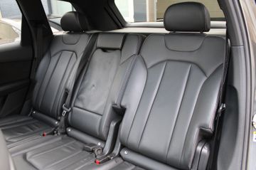 Audi Q7 - 7
