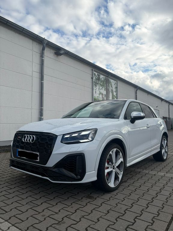 Image of Audi SQ2