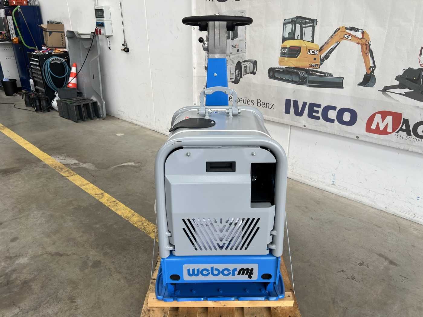 Fahrzeugabbildung Weber Weber CR 8 MDM Hatz-Diesel / 601kg / DEMO / 2022