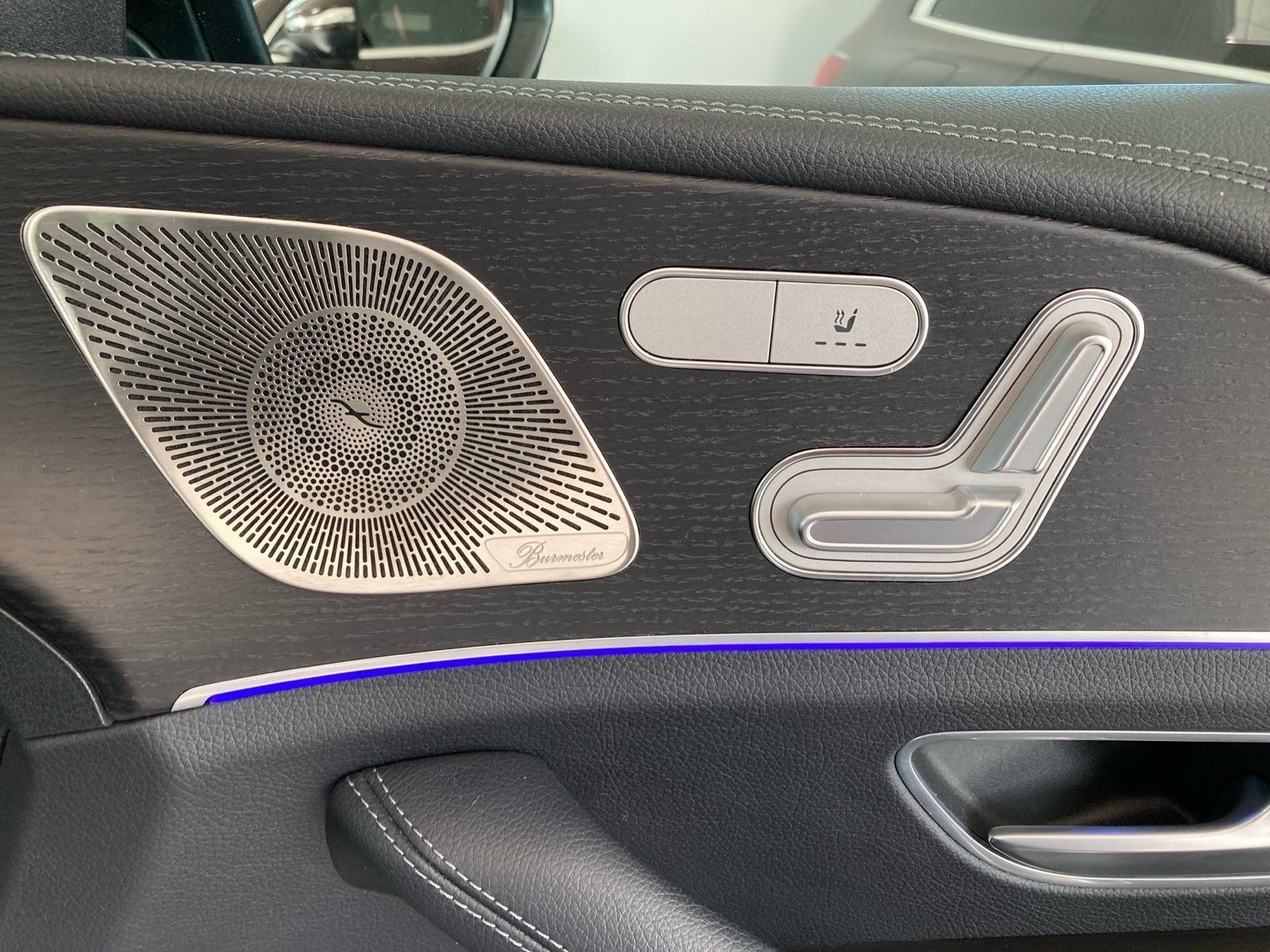 Fahrzeugabbildung Mercedes-Benz GLE 450 AMG 4M*Airmatic*Distro*Pano*HUD*AHK*360°