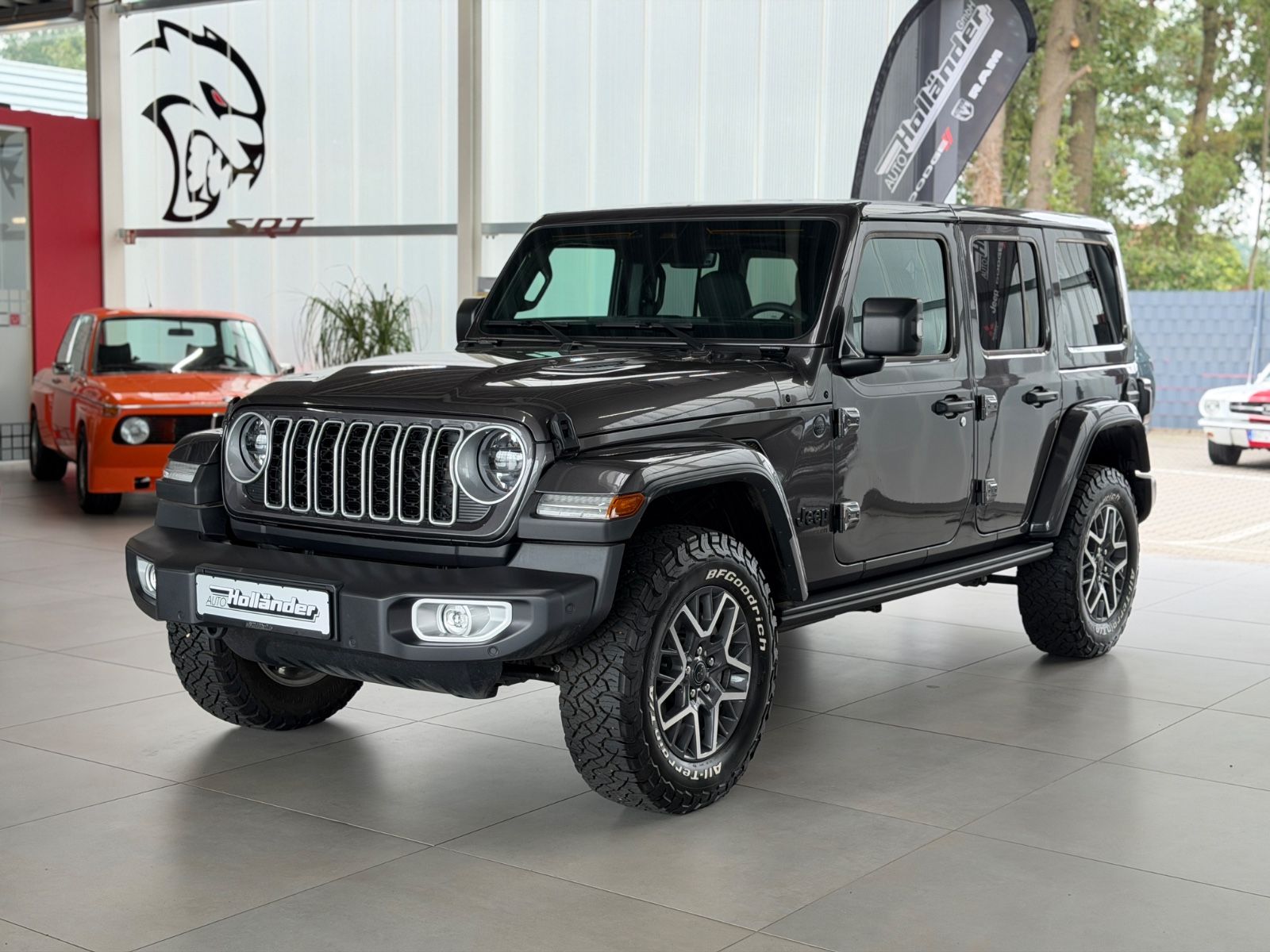 Fahrzeugabbildung Jeep 2.0 Wrangler Unlimited Sahara Leder Top