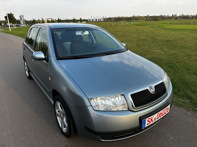 Skoda Fabia Comfort*KLIMA*TÜV*138TKM*SCHECKHEFT*