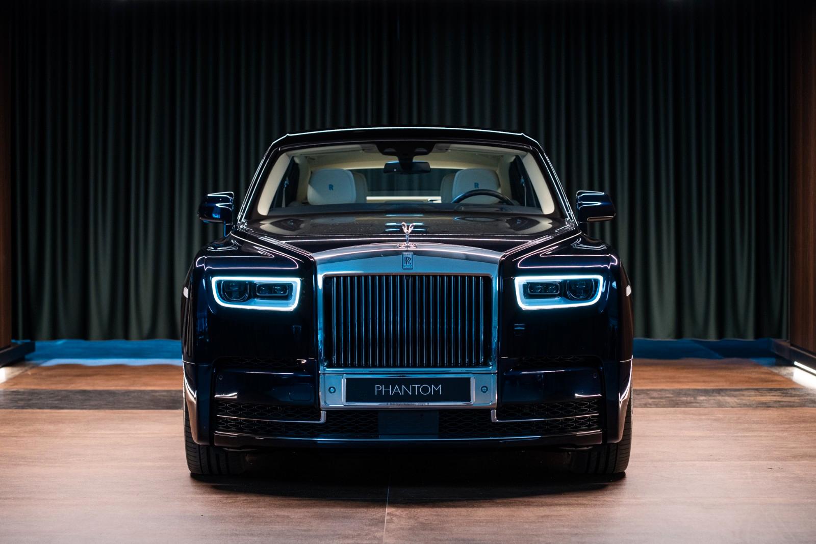 Rolls-Royce Phantom - Perfect Configuration - Starlight