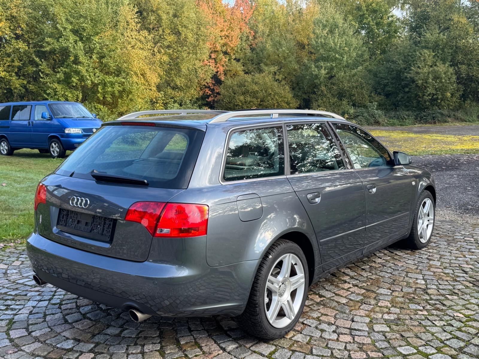 Audi A4 2007 — photo 9