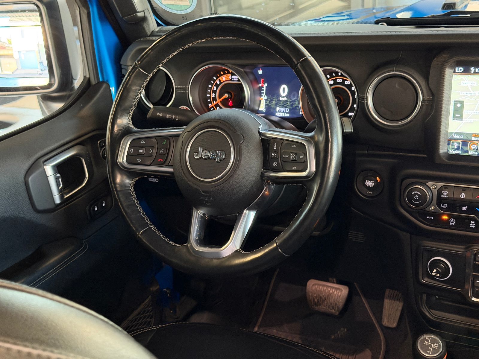 Fahrzeugabbildung Jeep Gladiator Launch Edition 4WD/KAMERA/LEDER/LED/EX