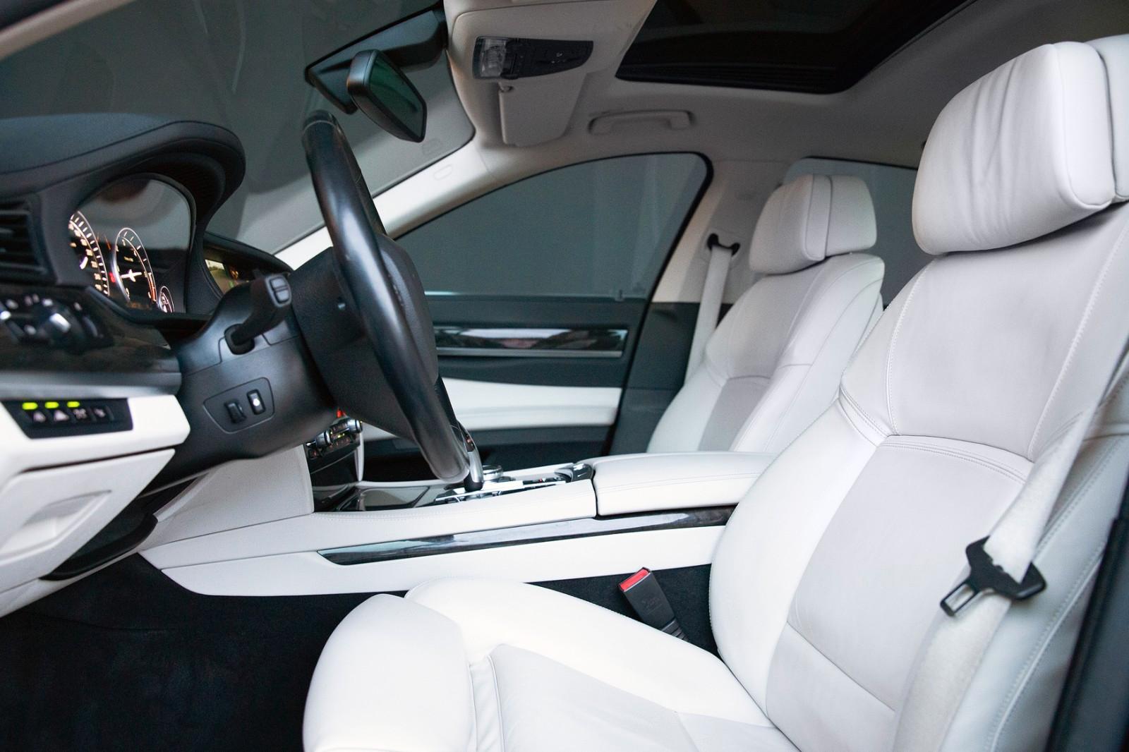 BMW 730d xDRIVE 3.0 258ch BVA - ATTELAGE PIVOTANT - AFFICHAGE TÊTE HAUTE - CUIR NAPPA - ACC - CHAUFFAGE AUXILIAIRE