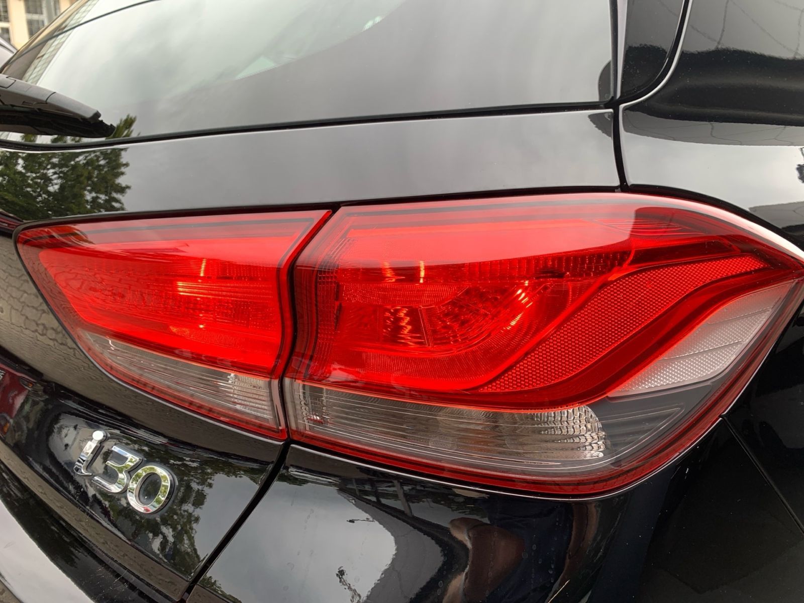 Fahrzeugabbildung Hyundai i30 1.0 T-GDI Passion Kamera 8x bereift
