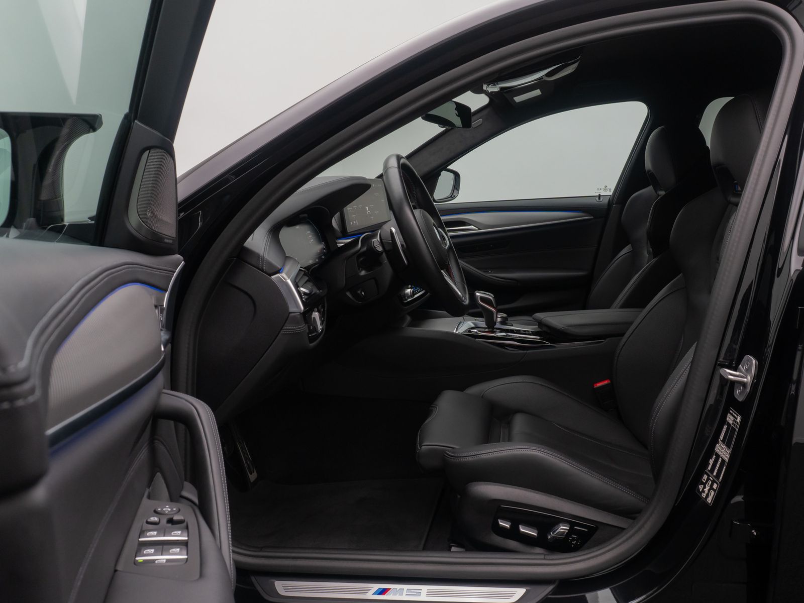 Fahrzeugabbildung BMW M5 xD M Driver´s 360°DAB Belüftung MCarbKeramik