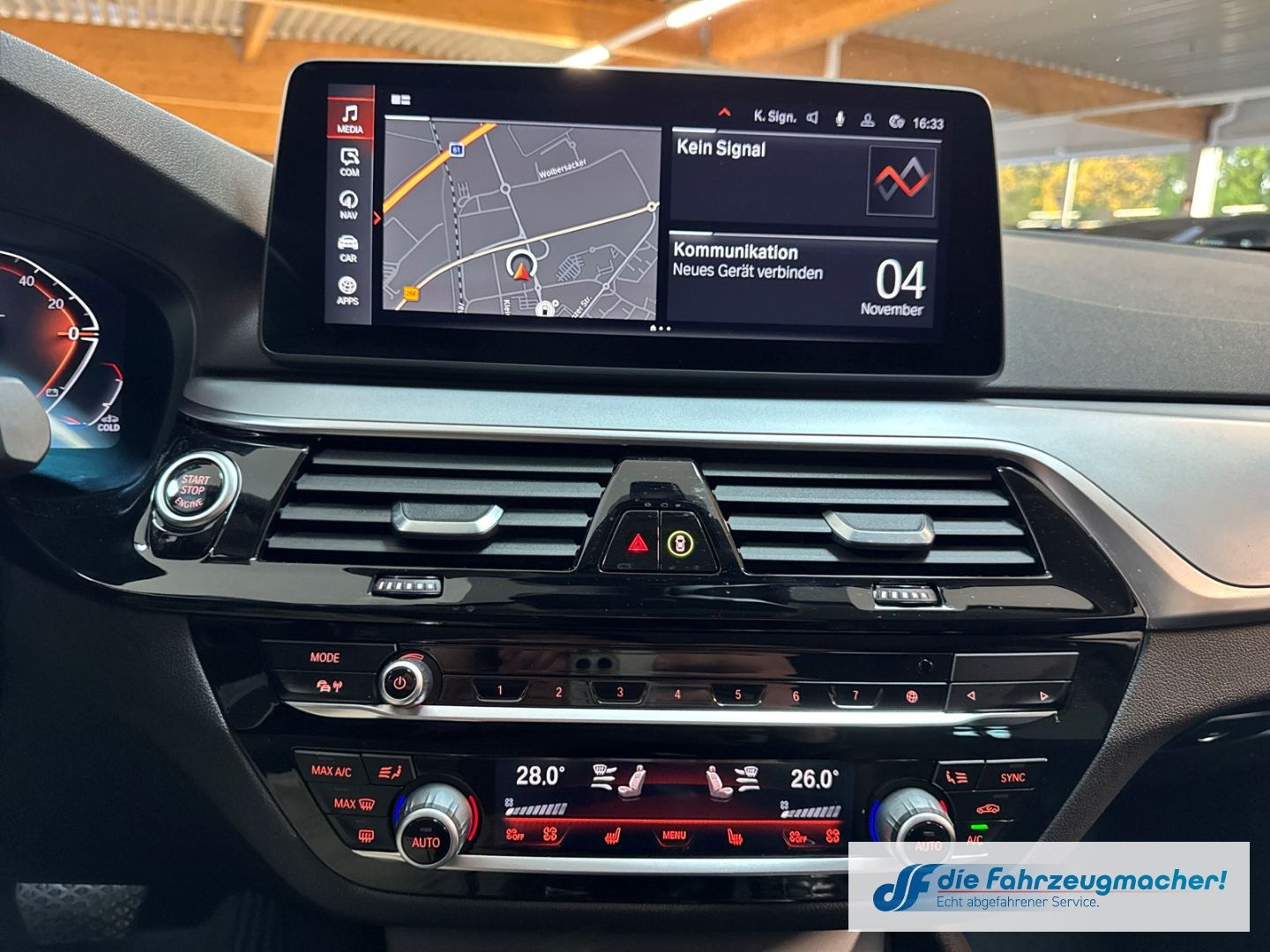 Fahrzeugabbildung BMW 520 d Touring Park-Assistent Luftfederung Navi D