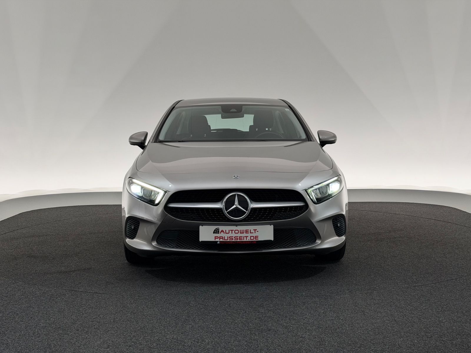 Mercedes-Benz A 250*PROGRESSIVE*LED-SHZ-APP-MBUX-BUSINESS-SPUR imagem 2