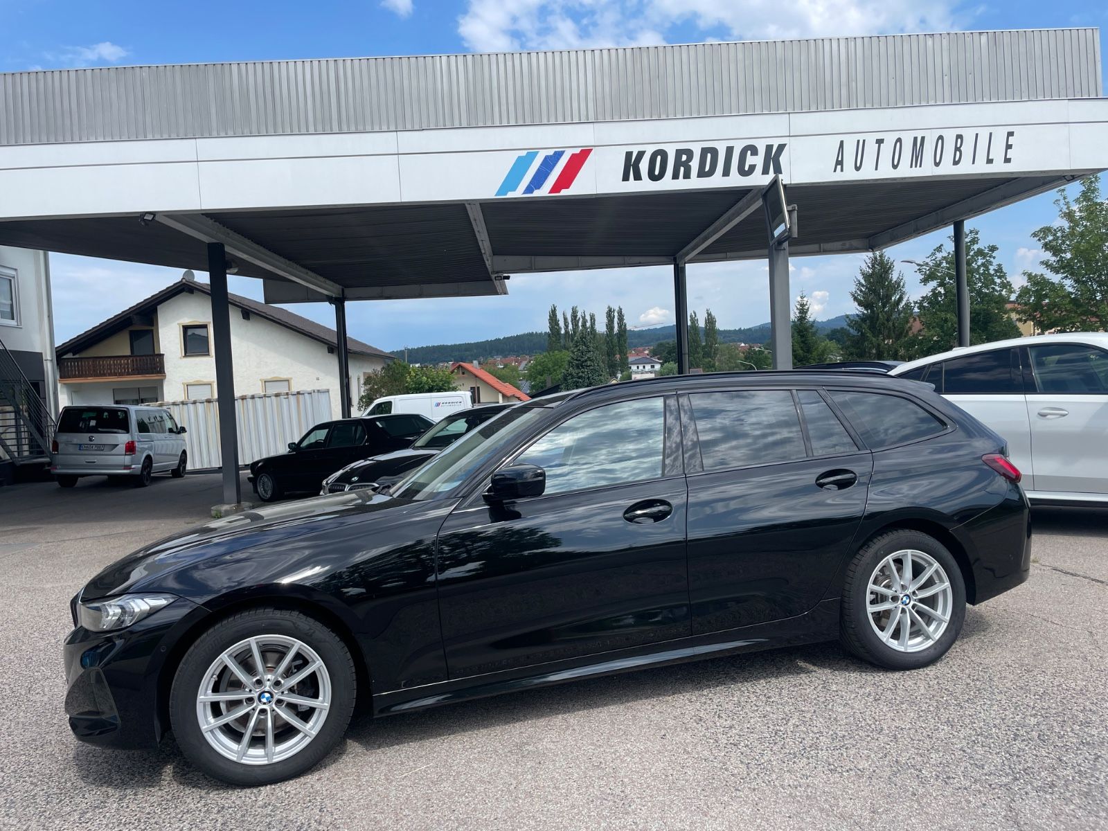BMW 318iA 2.0 TOURING G21LCI/LC+/LED/CAM/SHZ foto 3