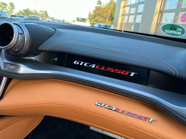 Fahrzeugabbildung Ferrari GTC4Lusso*Pass-Display*LIFT*PPF