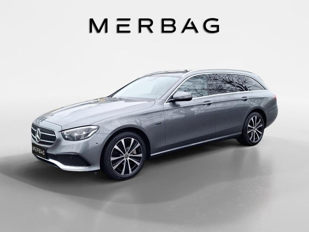 Mercedes-Benz E 300 de T Avantgarde Pano LED Navi Automatik