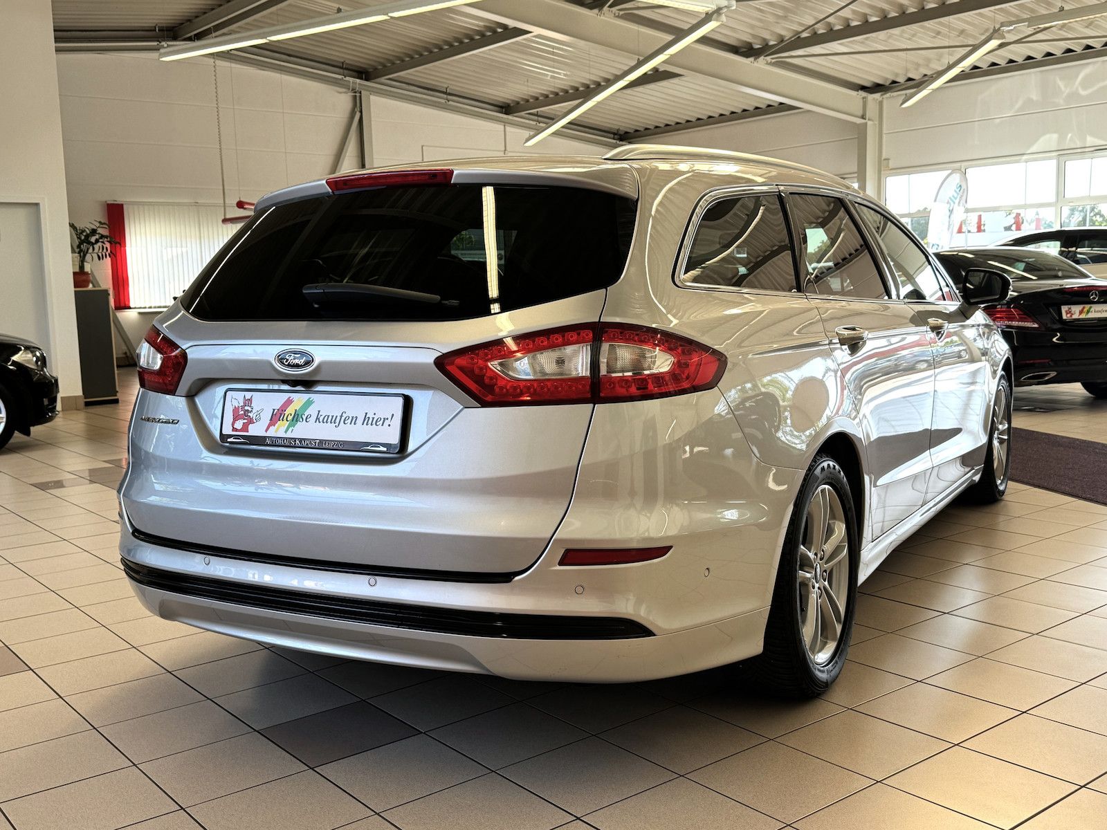 Fahrzeugabbildung Ford Mondeo Titanium LED/DAB/Navi/Keyless/Cam/CarPlay
