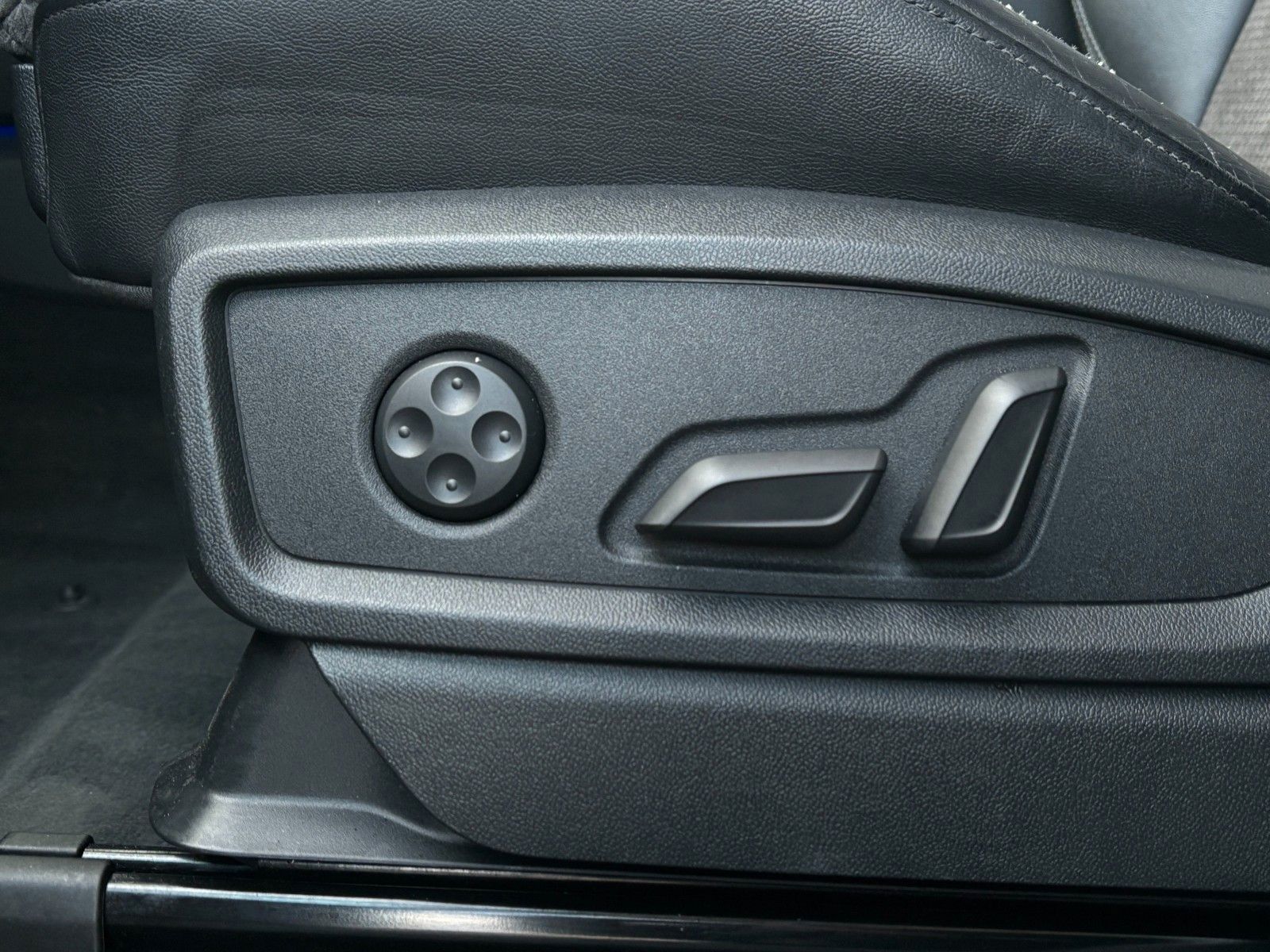 Fahrzeugabbildung Audi SQ5 3.0 TDI *Pano*B&O*HUD*Virtual*Ambiente°KAM