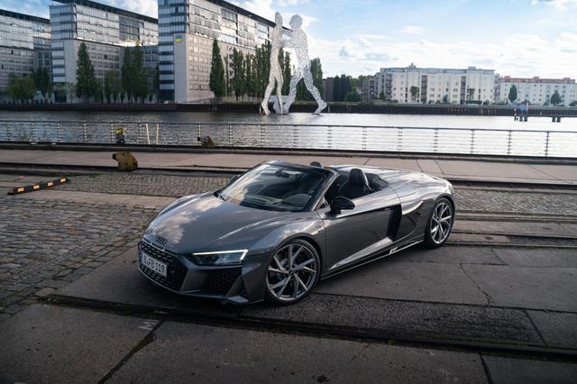 Audi R8 5.2 FSI RWD S tronic Spyder