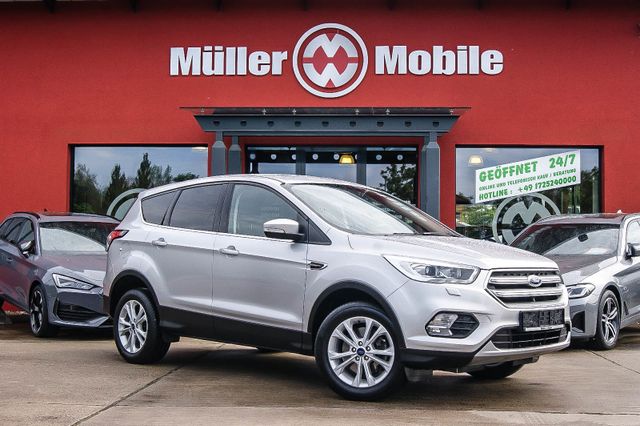 Ford Kuga 1.5 Aut Titanium XENON NAVIGATION PDC 1HAND