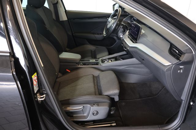Skoda Octavia 2.0 TDI Ambition STDHZG+AID+LED+18"+PANO