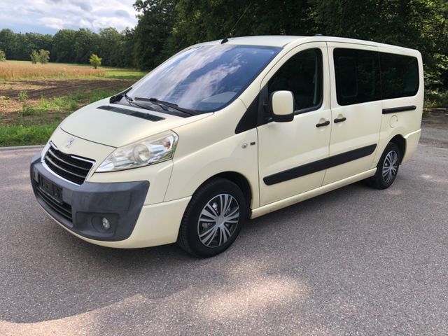 Peugeot Expert Tepee L2H1 Allure Automatik 8 Sitzer Taxi