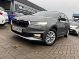 Skoda Fabia*5J*GARANTIE*KLIMAAT*R.KAMERA*Smartlink*Shz - Skoda mit Benzin-Antrieb: Kleinwagen, Schaltgetriebe
