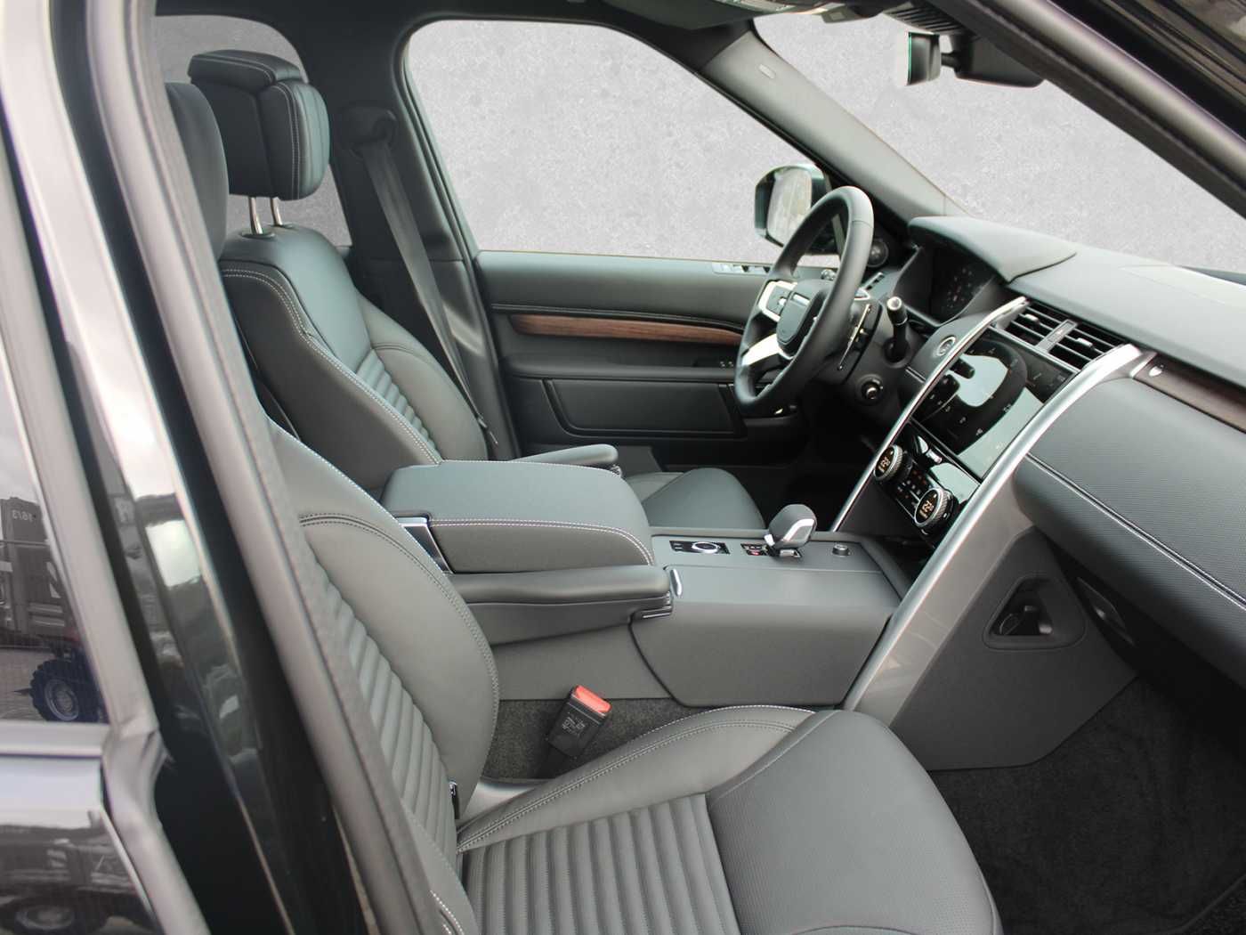 Fahrzeugabbildung Land Rover Discovery Diesel D350 Dynamic HSE