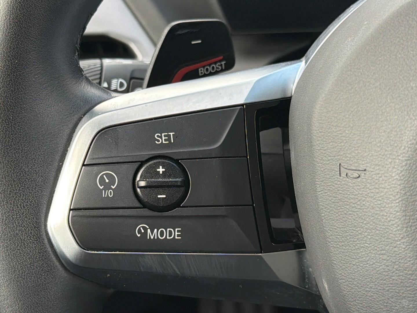 BMW 1 Series M Sport HuD Tempomat 2ZK IQ 360° SHZ, миниатюра 15