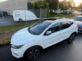 Nissan Qashqai+2 - weiße Nissan Qashqai+2