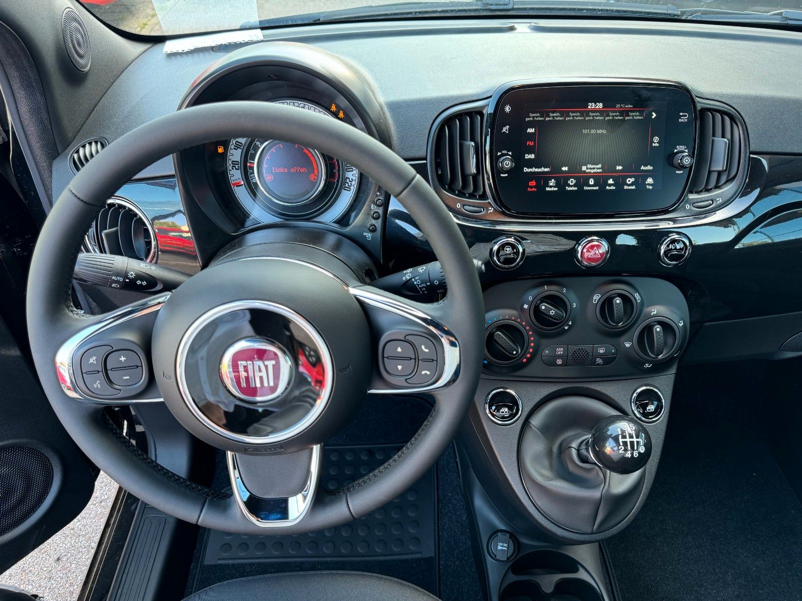 Fahrzeugabbildung Fiat 500 Hatchback MY23 1.0 GSE /Carplay /Tempomat