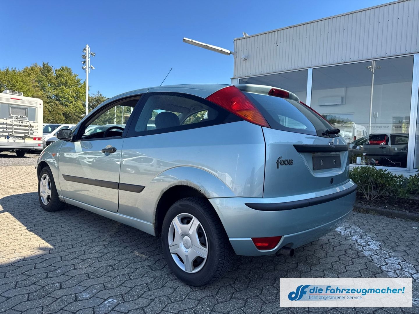 Fahrzeugabbildung Ford Focus Finesse Klima Beheizb. Frontsch. *EXPORT