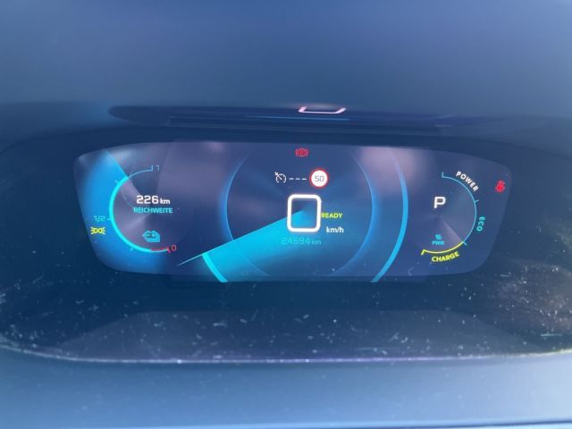 Peugeot 2008 Elektro Allure Pack