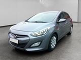 Hyundai i30 5p 1.6 crdi Comfort 110cv - Hyundai i30 Comfort mit Diesel-Antrieb