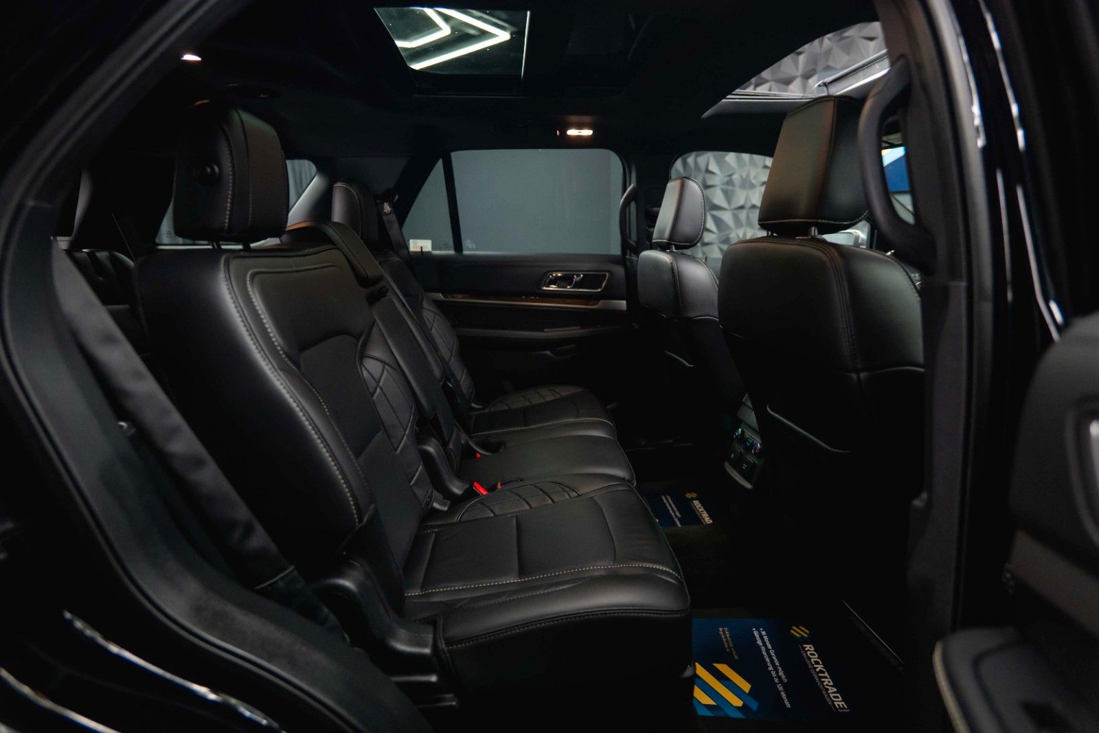 Fahrzeugabbildung Ford Explorer 3.5 V6 4x4 PLATINUM Twin-Turbo EcoBoost