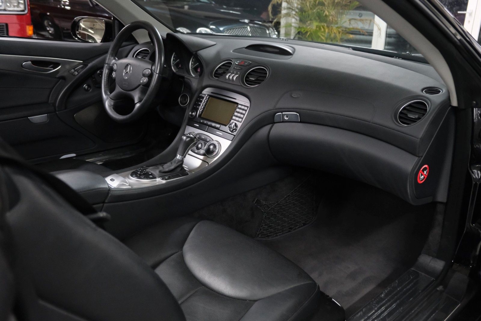 Fahrzeugabbildung Mercedes-Benz SL 350/Deutsch/Erstlack/MB-Historie/Top