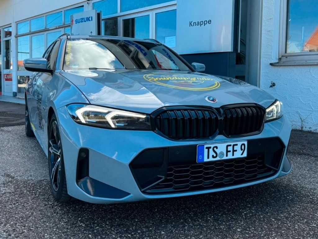 Image of BMW 330