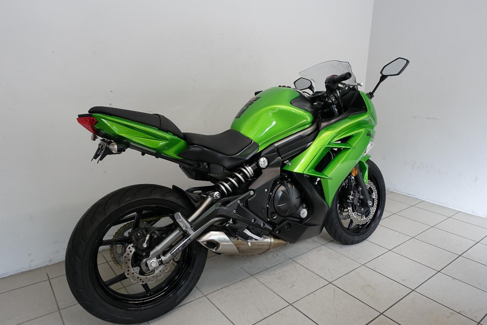 Kawasaki ER6-F *SERVICE UND KETTENSATZ NEU*