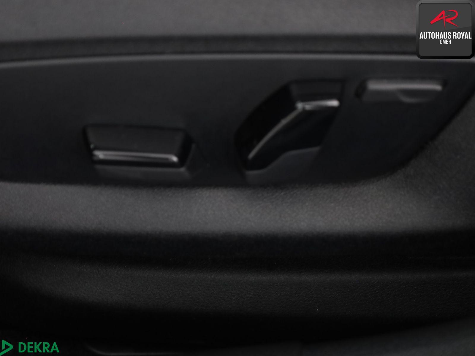 BMW 520 d T M SPORT PANO,HEADUP,AHK,KEYLESS,CARPLAY, миниатюра 28