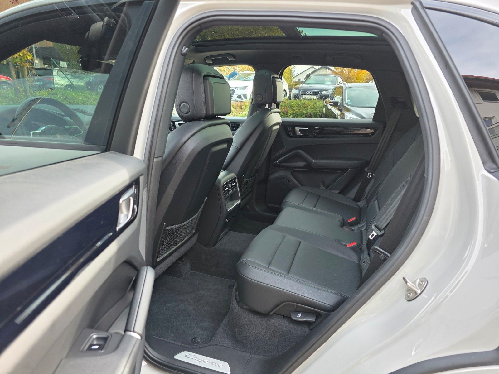 Porsche Cayenne 3.0 Panoramadach/LED/Sportabgas foto 16