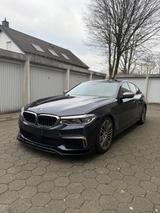 BMW M550i Garantie 07/26 Service Inklusive 3 Jahre - BMW mit Benzin-Antrieb: Limousine, 3.0