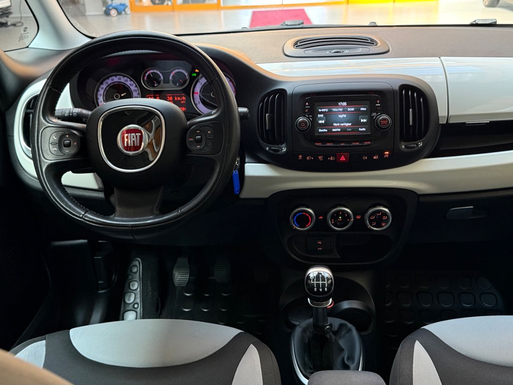FIAT 500L|PDC|Klima|DAB|Navi|Tempomat|Bluetooth|AUX FIAT 500L|PDC|Klima|DAB|Navi|Tempomat|Bluetooth|AUX