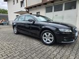 Audi A4 Avant Attraction*8Fach bereift * - Audi A4: 8b