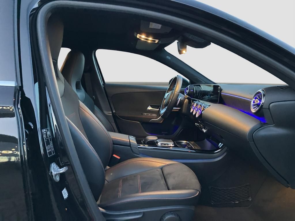 Fahrzeugabbildung Mercedes-Benz A 200 AMG*PSD*LED*KAMERA*NAVI-PREMIUM*AMBIENTE